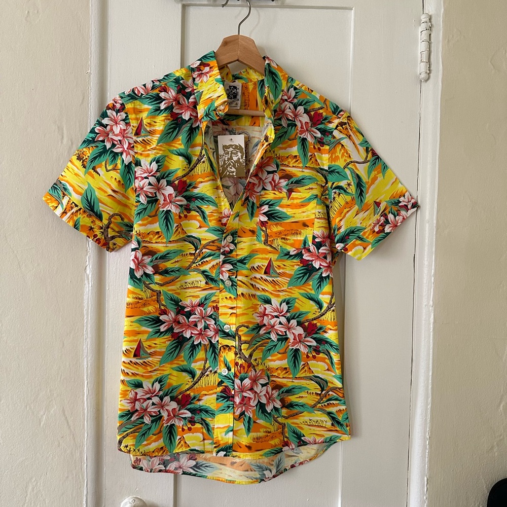 Kennington Los Angeles • Tropical Sunset Shirt